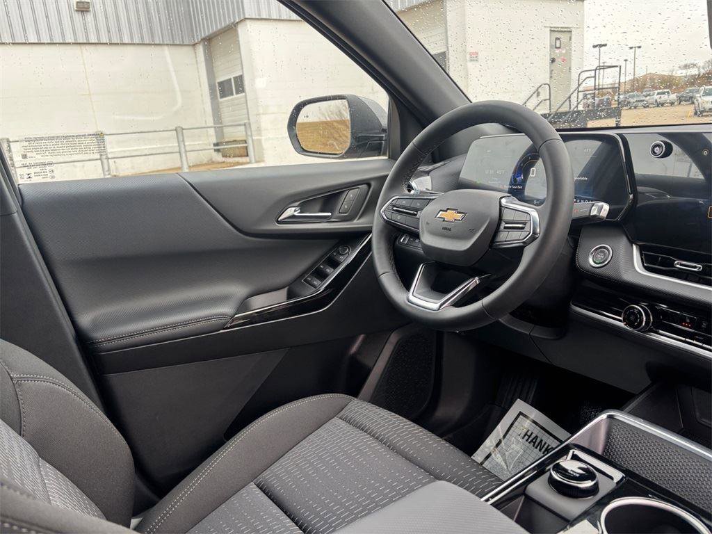 New 2026 Chevrolet Equinox LT w/ Safety and Technology Package image 20