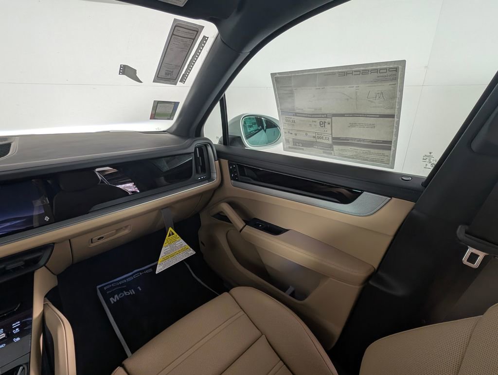 New 2026 Porsche Cayenne AWD/4WD image 23