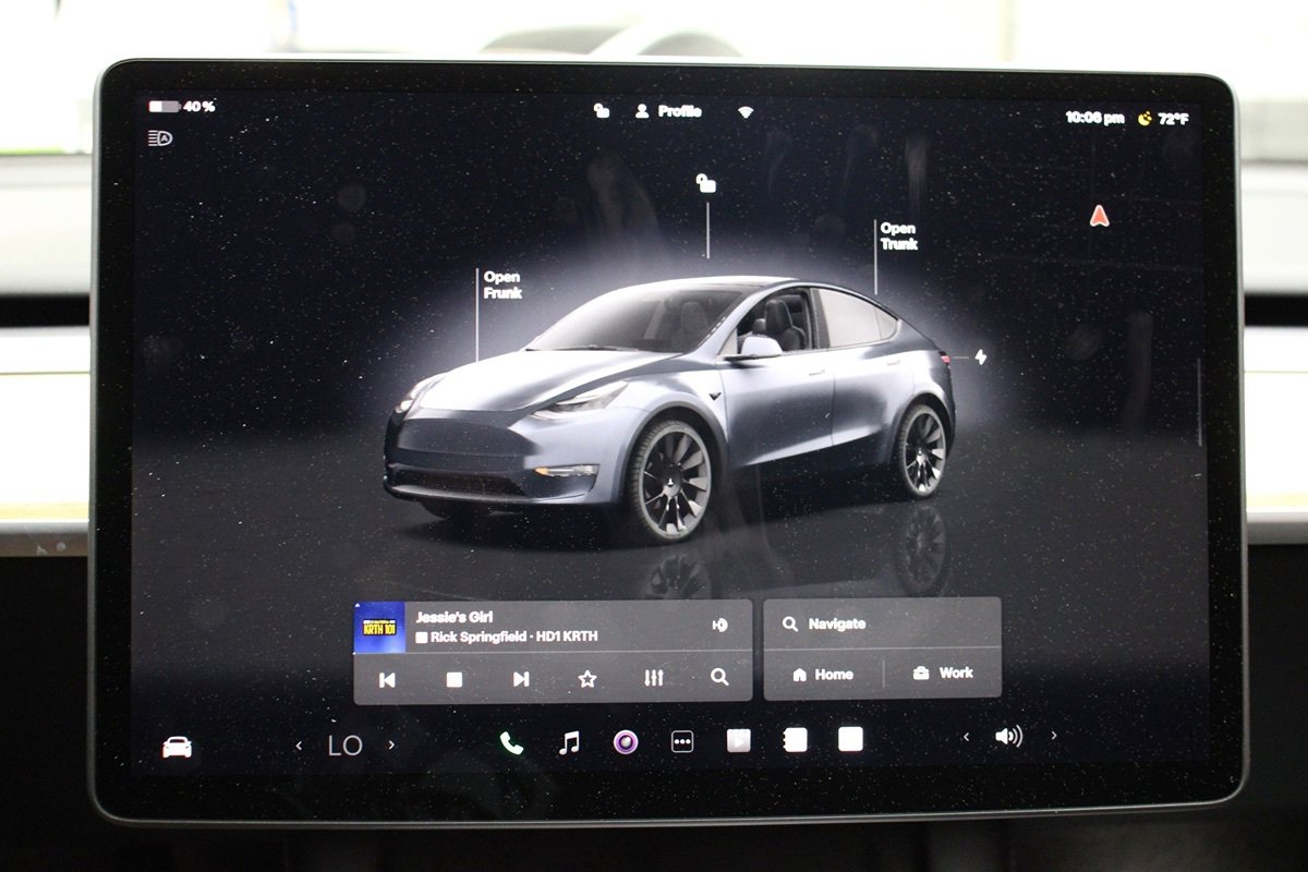 Used 2023 Tesla Model Y Long Range AWD/4WD image 18