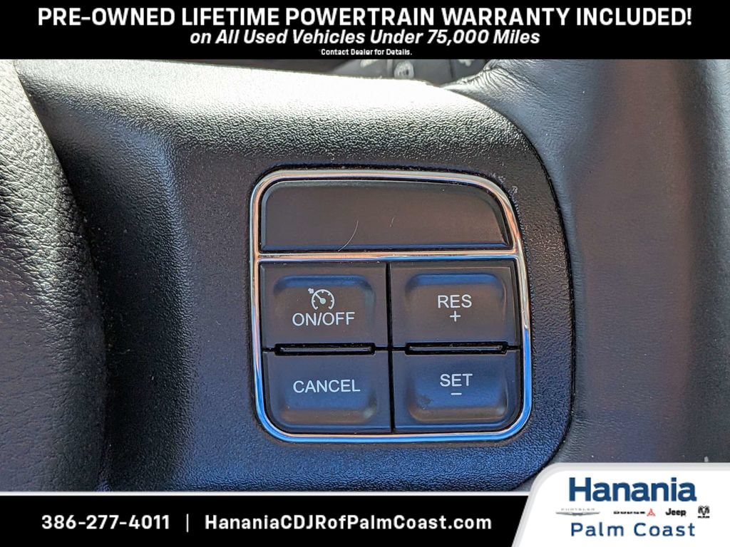Used 2017 Jeep Wrangler Unlimited Rubicon w/ Connectivity Group AWD/4WD image 25