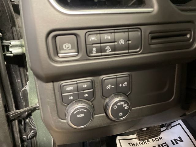 Used 2024 Chevrolet Tahoe Z71 image 17