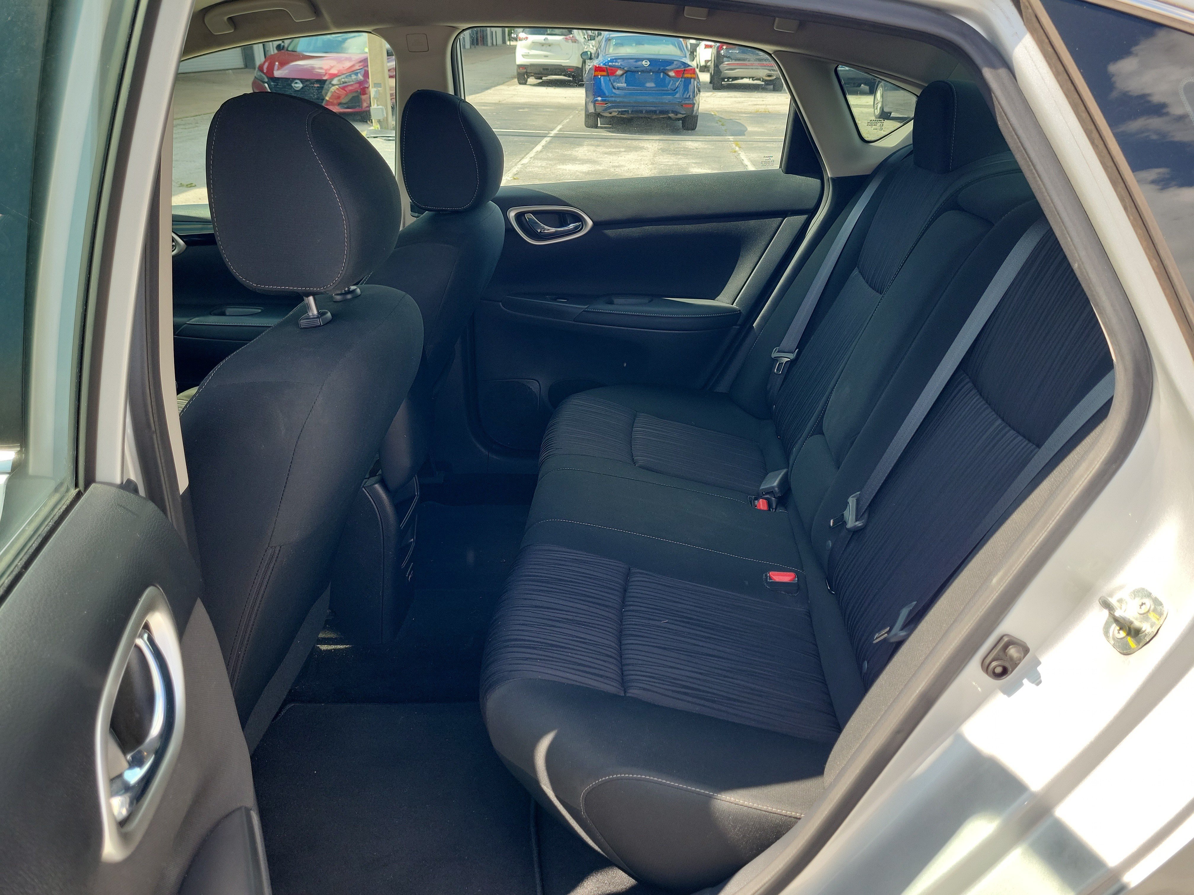 Certified 2019 Nissan Sentra SV FWD image 14