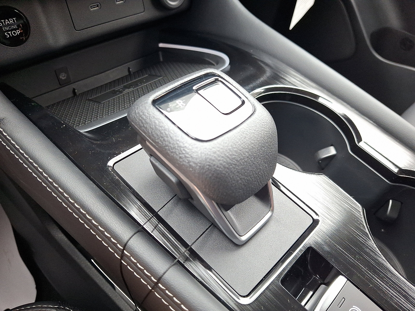 New 2026 Nissan Rogue Platinum image 7