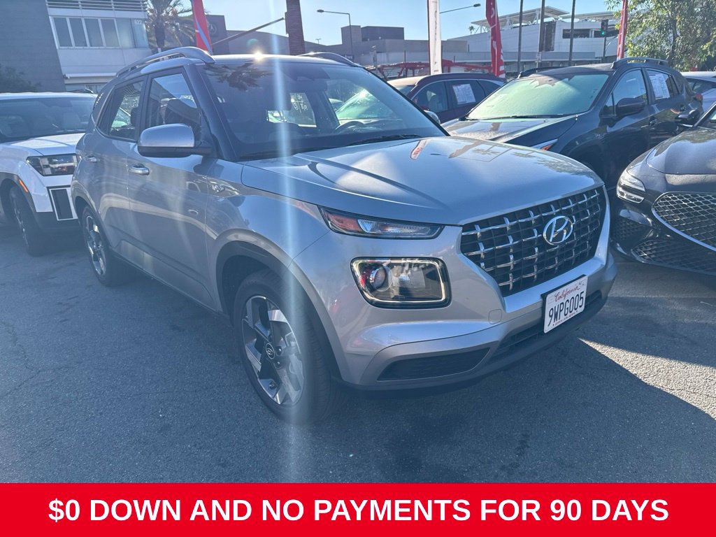 Used 2026 Hyundai Venue SEL FWD image 3