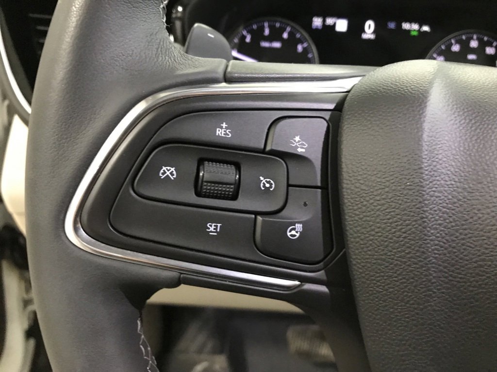 Used 2021 Buick Envision Avenir w/ Technology Package II image 15