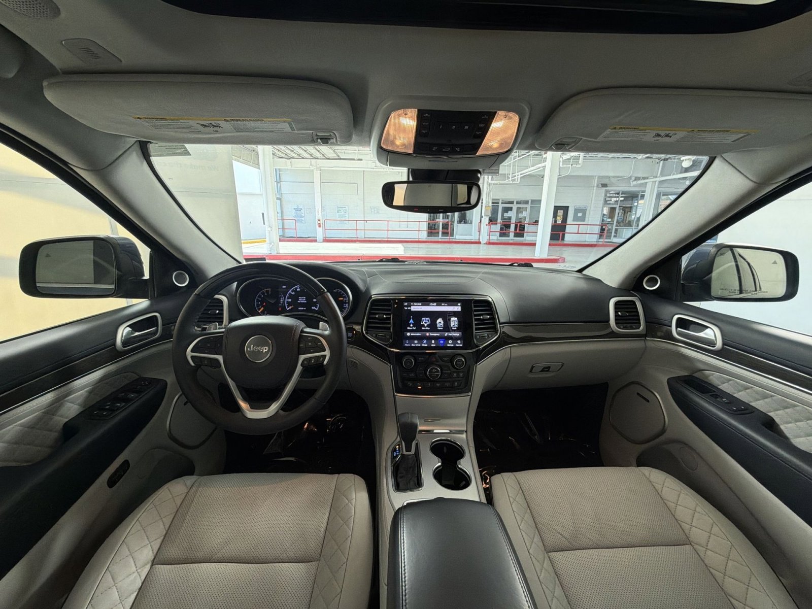 Used 2021 Jeep Grand Cherokee Summit image 23