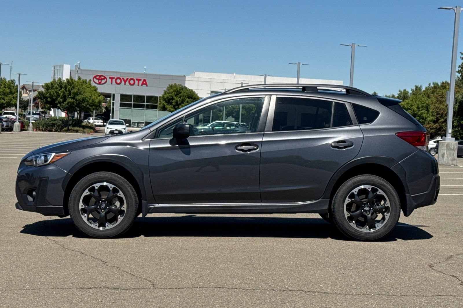 Used 2023 Subaru Crosstrek 2.0i Premium AWD/4WD image 7