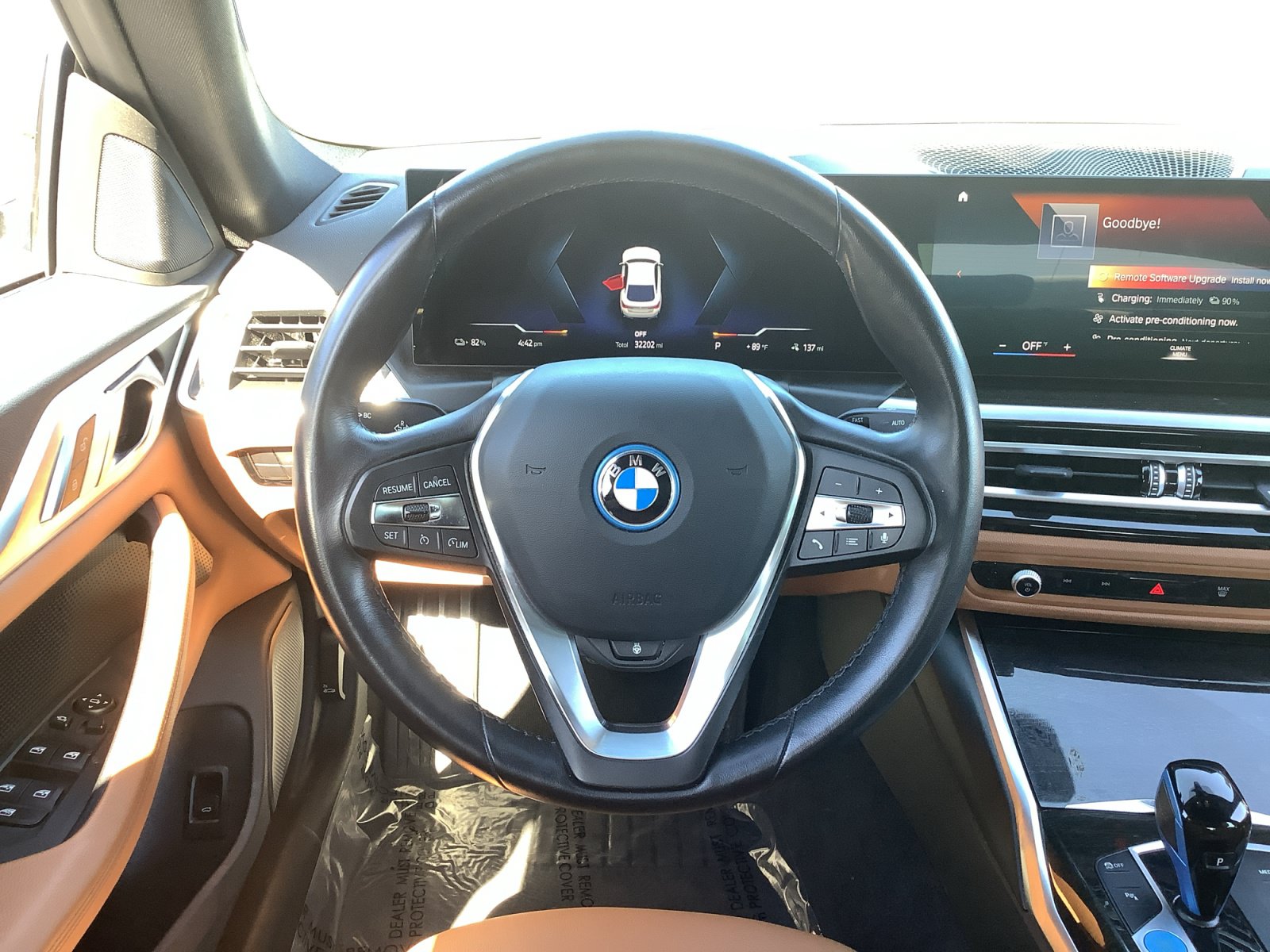 Used 2023 BMW i4 eDrive40 w/ Premium Package RWD image 12