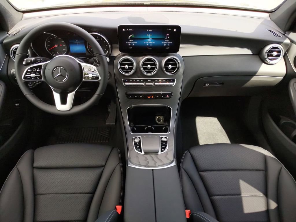 Used 2021 Mercedes-Benz GLC 300 image 12