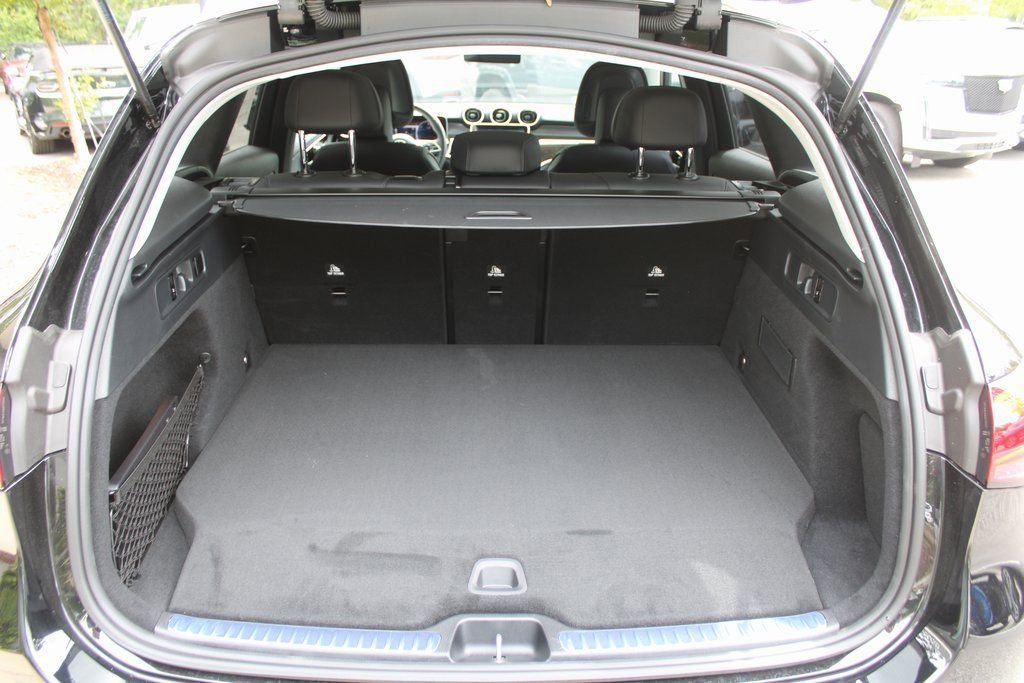 Used 2025 Mercedes-Benz GLC 350e image 8