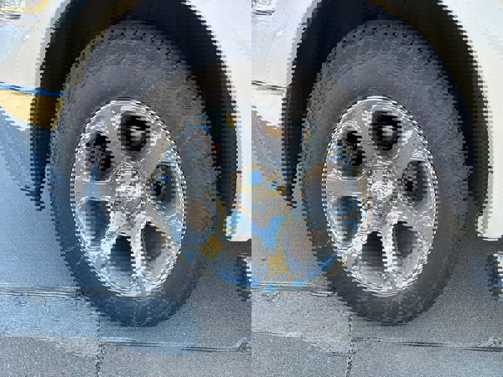 Used 2017 RAM 1500 Laramie w/ Convenience Group image 12