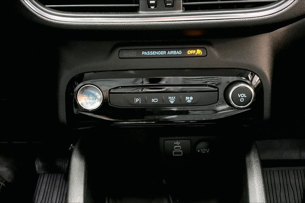 Used 2025 Ford Escape SE w/ PHEV Premium Package image 15