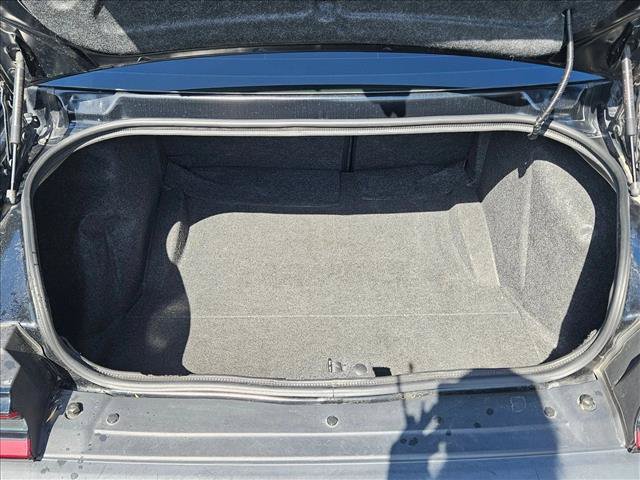 Used 2017 Dodge Challenger R/T RWD image 8
