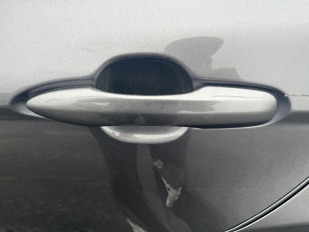 Used 2023 Toyota Camry LE image 96