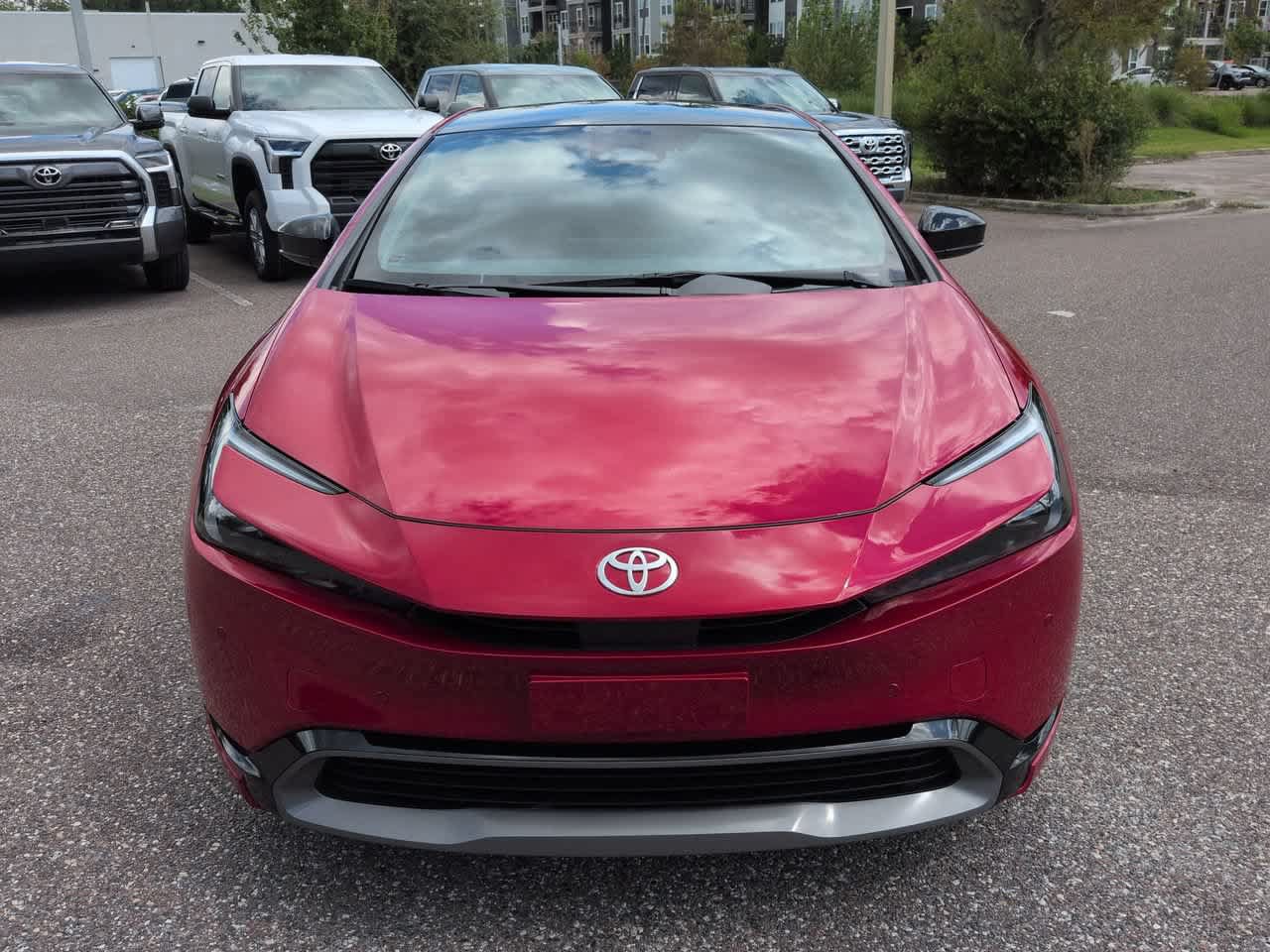 Used 2024 Toyota Prius XLE FWD image 9