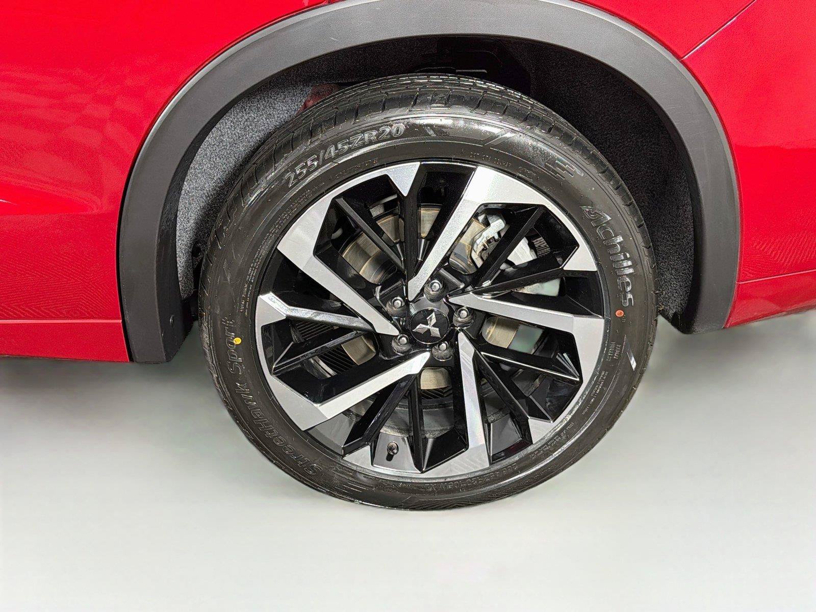 Used 2024 Mitsubishi Outlander SEL AWD/4WD image 35