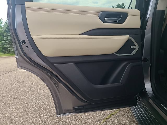 New 2026 Nissan Armada Platinum AWD/4WD image 21