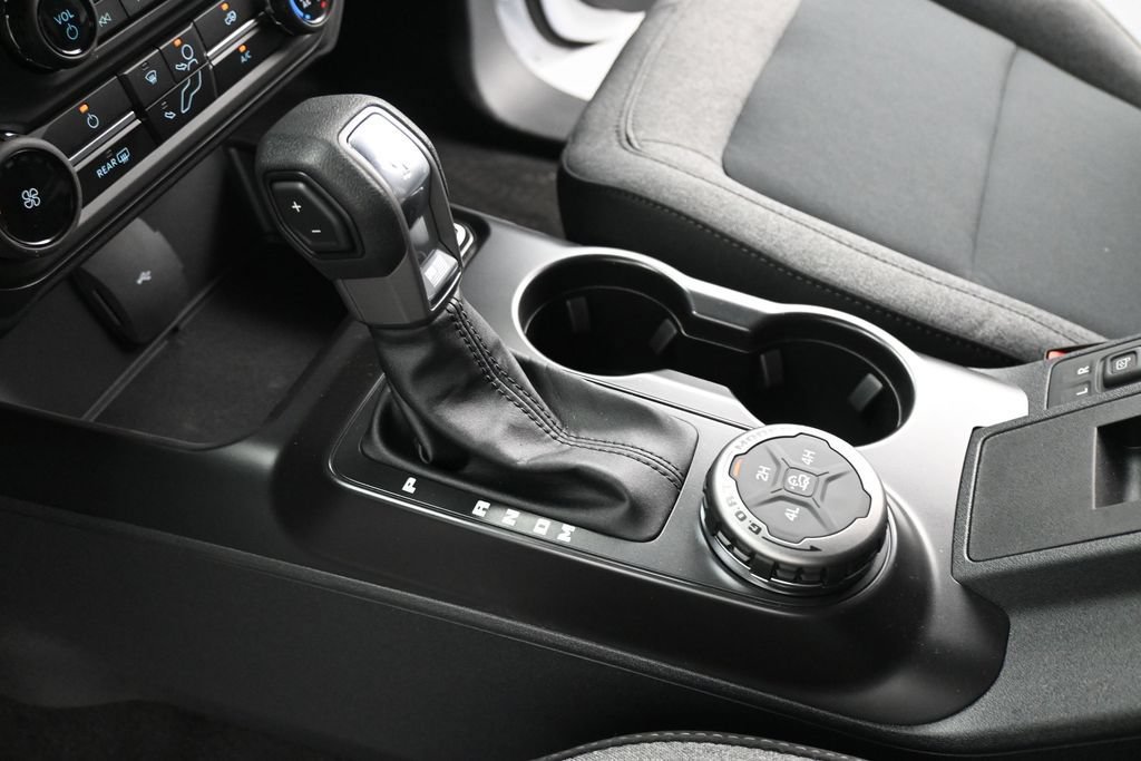 New 2026 Ford Bronco 2-Door AWD/4WD image 12