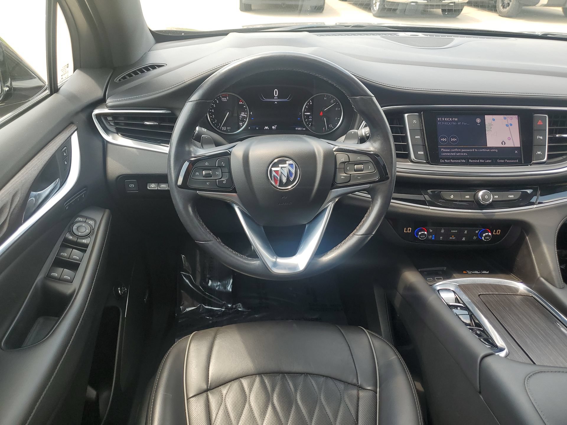 Used 2022 Buick Enclave Avenir w/ Avenir Technology Package AWD/4WD image 18