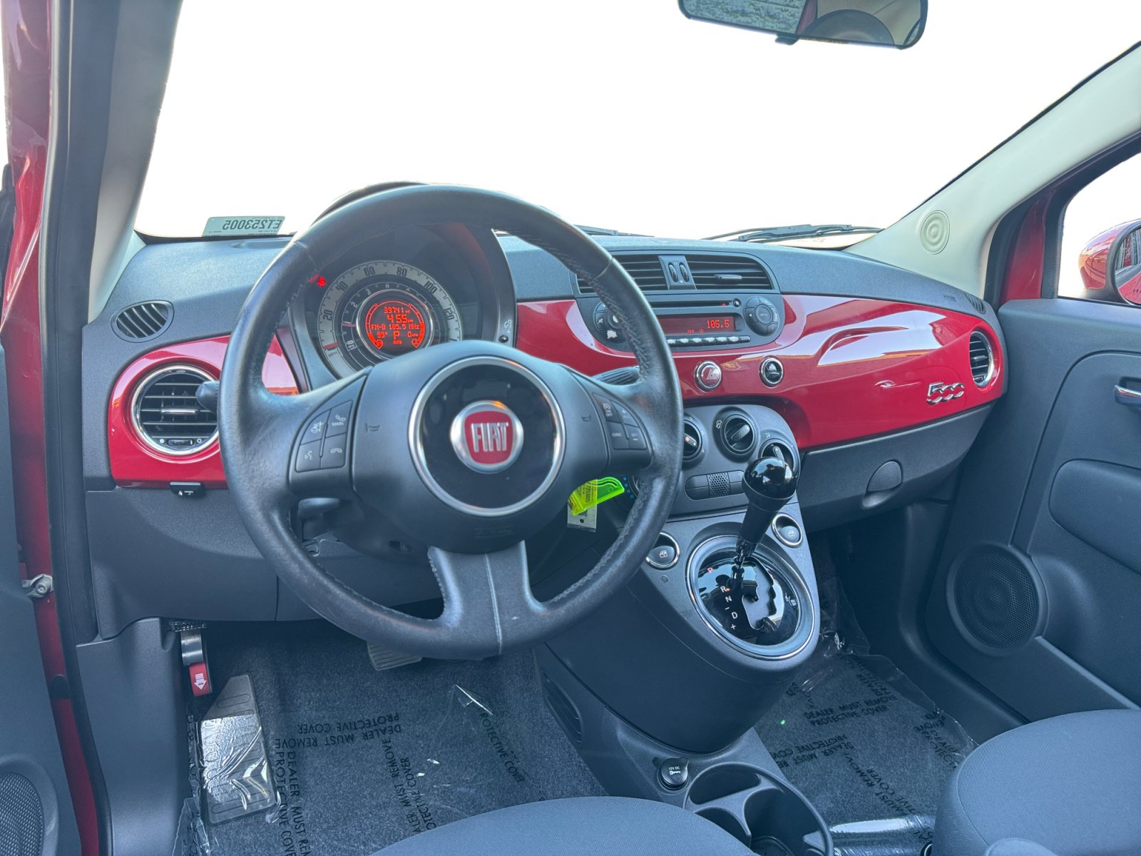 Used 2014 FIAT 500 Pop FWD image 10