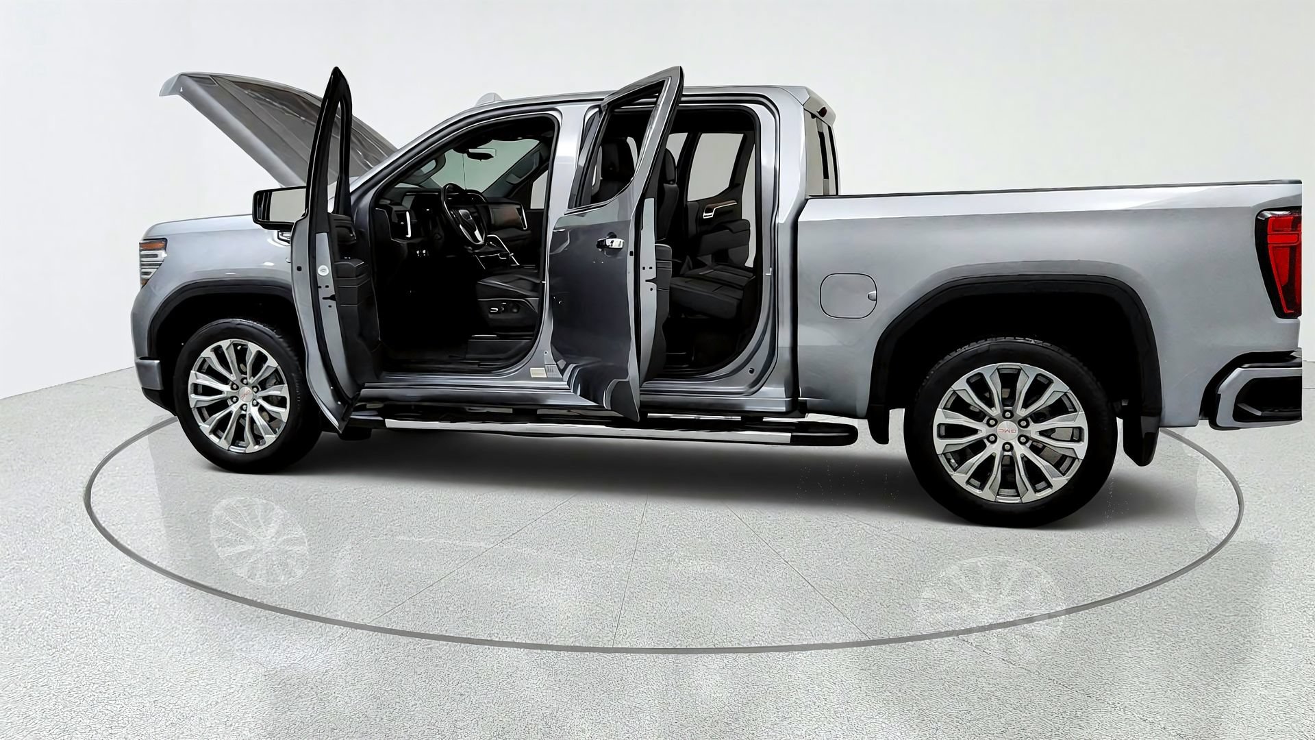 Used 2023 GMC Sierra 1500 Denali w/ Technology Package AWD/4WD image 10