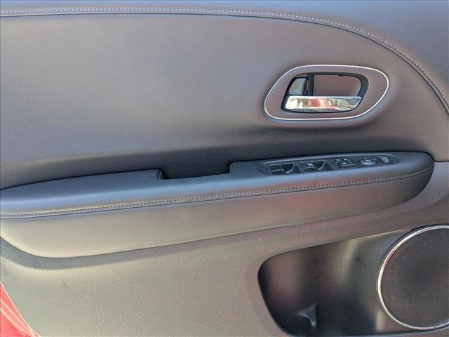 Used 2018 Honda HR-V EX-L image 10