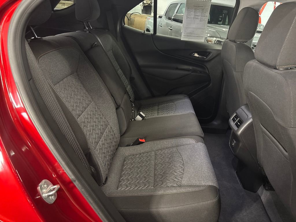 Used 2024 Chevrolet Equinox LT image 19