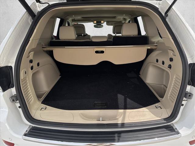 Used 2022 Jeep Grand Cherokee Limited RWD image 16