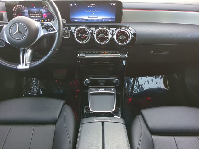 Used 2025 Mercedes-Benz CLA 250 image 14