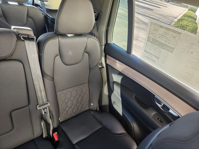 New 2026 Volvo XC90 T8 Plus w/ Protection Package Premier image 12