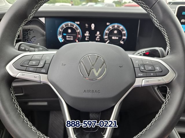 New 2026 Volkswagen Tiguan SE FWD image 19