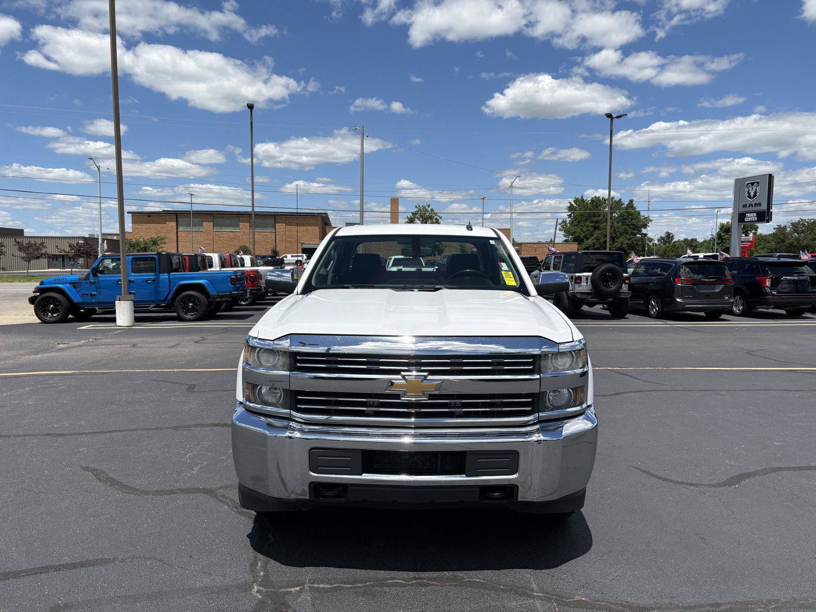 Used 2015 Chevrolet Silverado 2500 LT AWD/4WD image 16