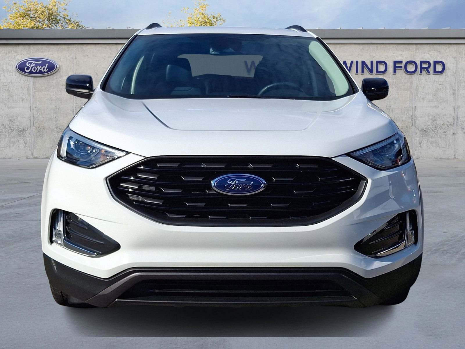 Certified 2022 Ford Edge SEL w/ Sport Appearance Package image 2
