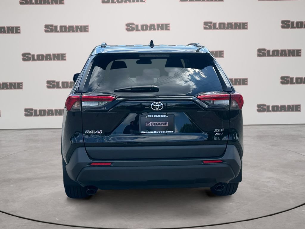 Used 2025 Toyota RAV4 XLE Premium w/ Weather Package AWD/4WD image 4