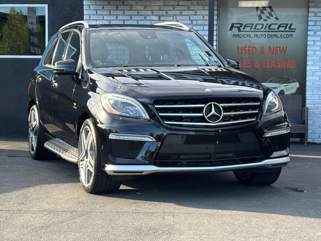 Used 2012 Mercedes-Benz ML 63 AMG 4MATIC w/ AMG Performance Pkg image 5