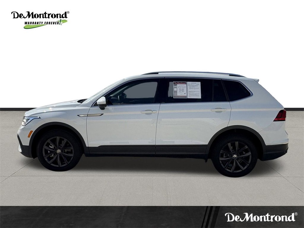 Certified 2024 Volkswagen Tiguan SE image 8