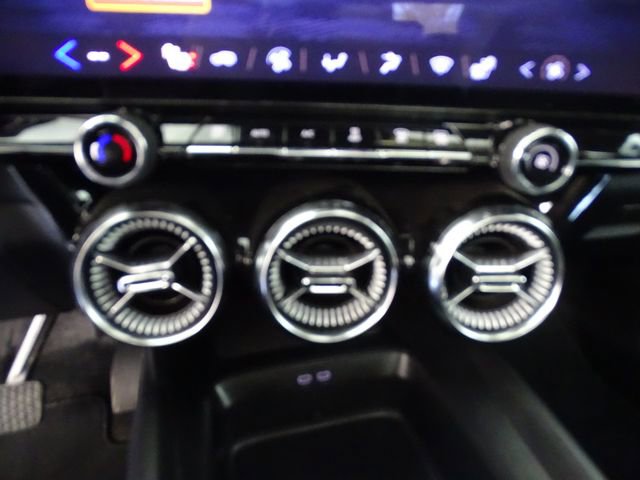 Used 2024 Chevrolet Blazer EV LT image 11