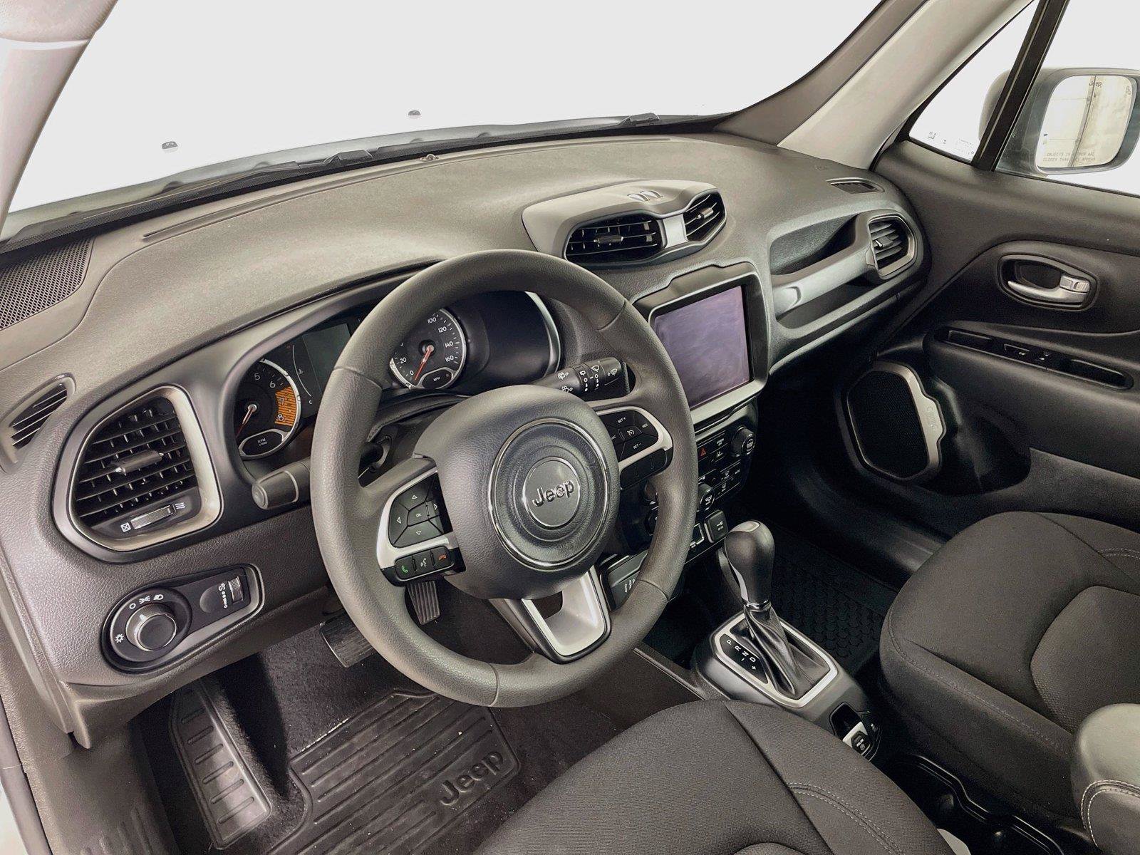 Used 2023 Jeep Renegade Latitude AWD/4WD image 22