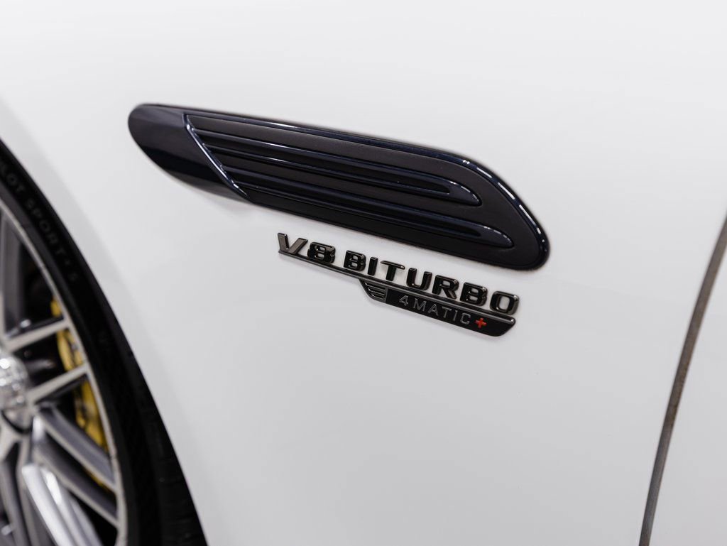 Used 2022 Mercedes-Benz SL 55 AMG 4MATIC w/ Driver Assistance Package image 42