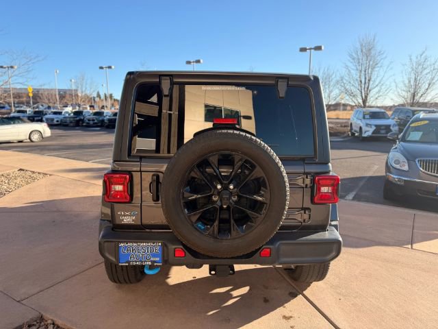 Used 2022 Jeep Wrangler Unlimited Sahara w/ Cold Weather Group AWD/4WD image 7