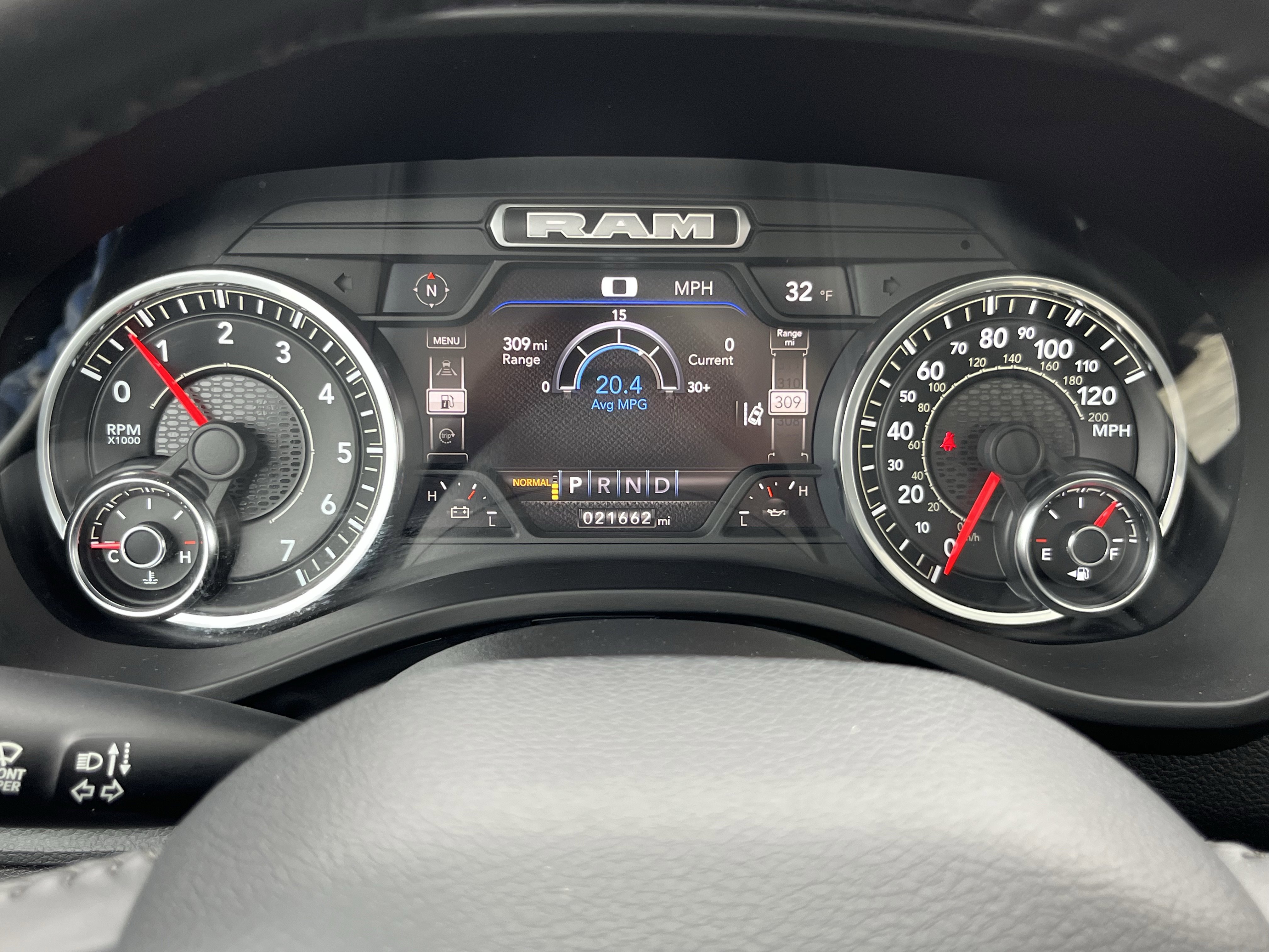 Used 2023 RAM 1500 Laramie image 24