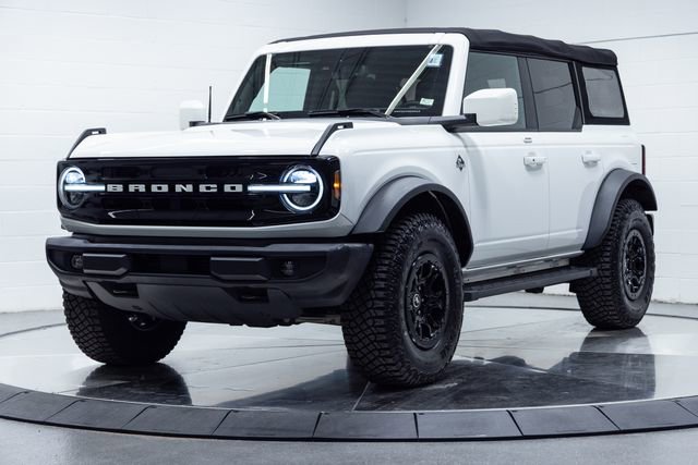 Used 2023 Ford Bronco Outer Banks image 6