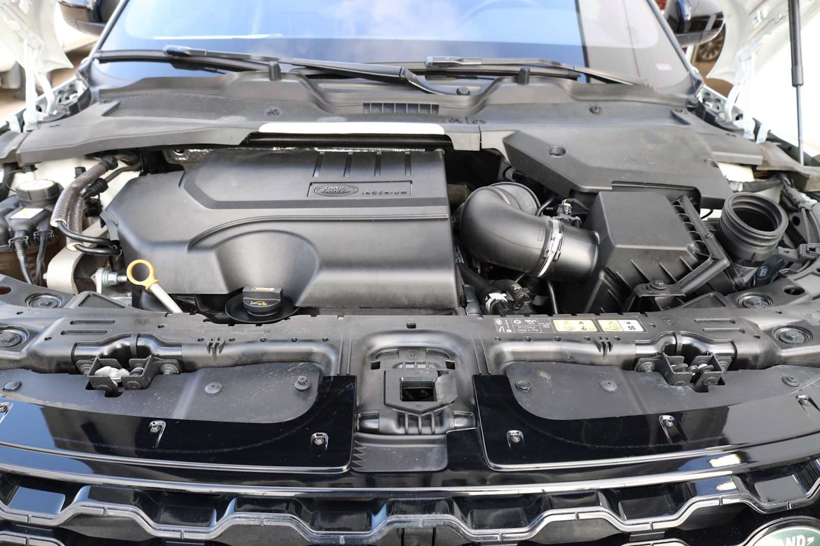 Used 2020 Land Rover Range Rover Evoque SE AWD/4WD image 46