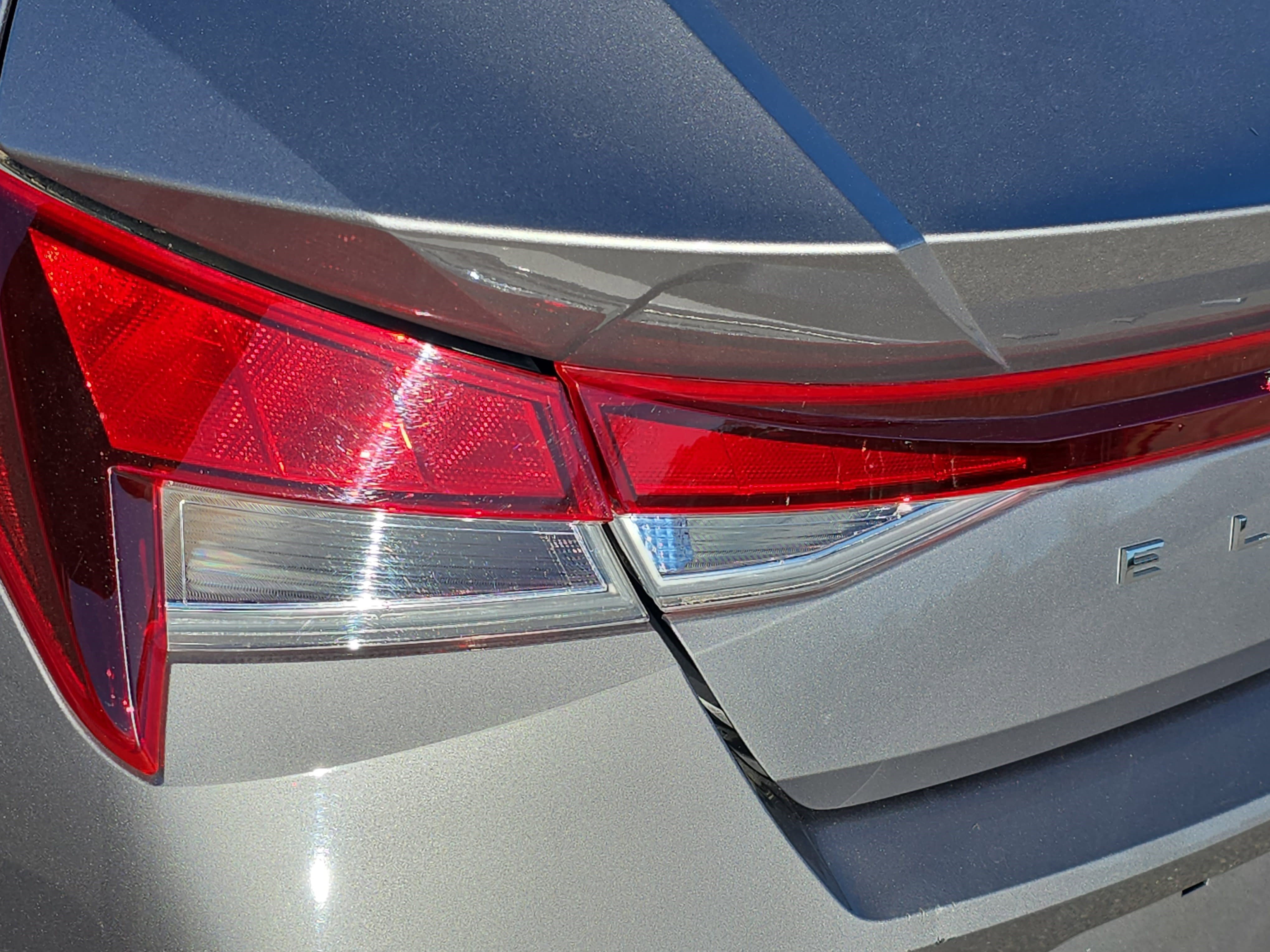 Used 2023 Hyundai Elantra SEL w/ Convenience Package image 34