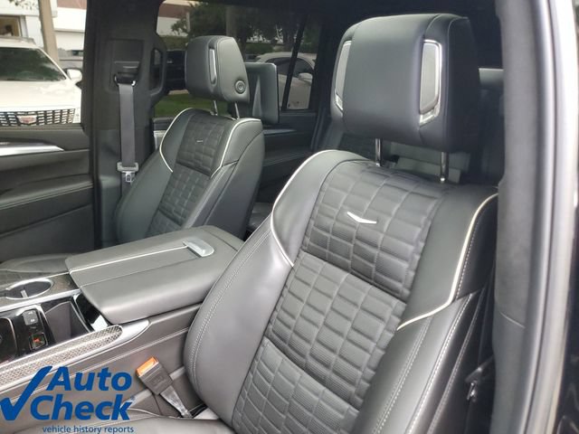 Certified 2025 Cadillac Escalade ESV V AWD/4WD image 23