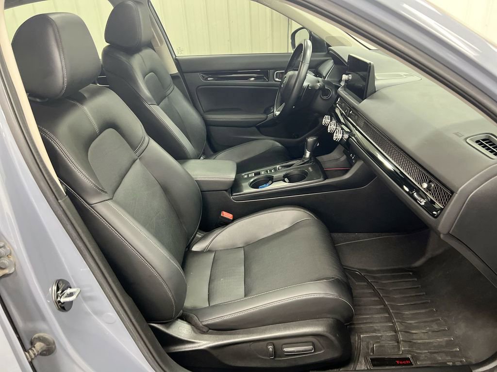 Used 2022 Honda Civic Touring image 22