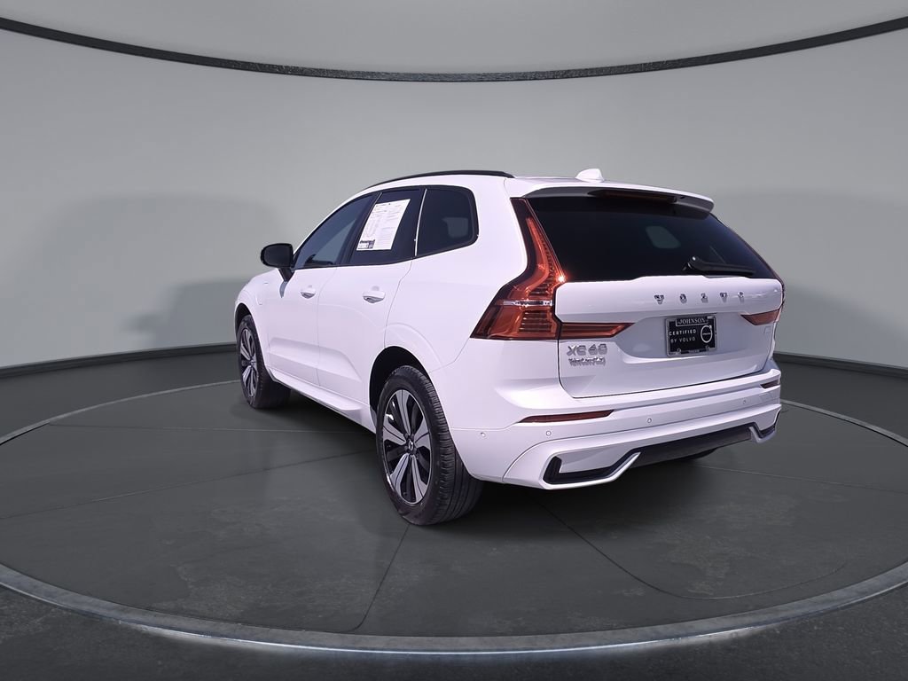 Certified 2023 Volvo XC60 T8 Plus AWD/4WD image 9