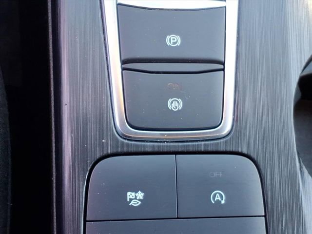 Used 2024 Ford Escape Active image 10