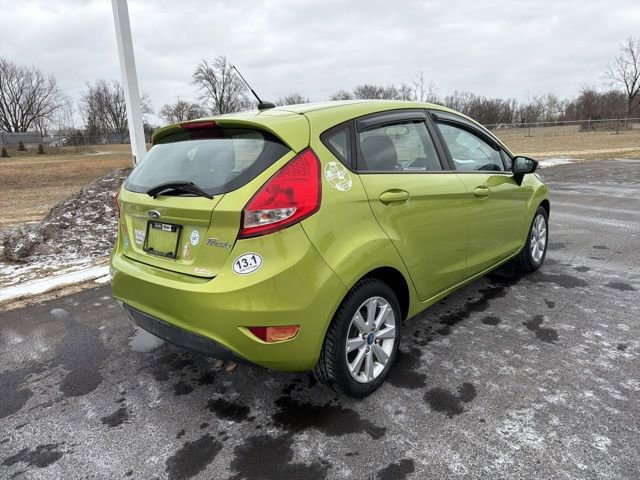 Used 2013 Ford Fiesta SE image 6