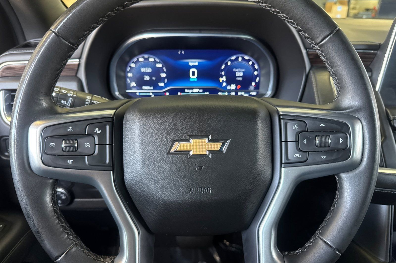 Used 2023 Chevrolet Suburban LT AWD/4WD image 33